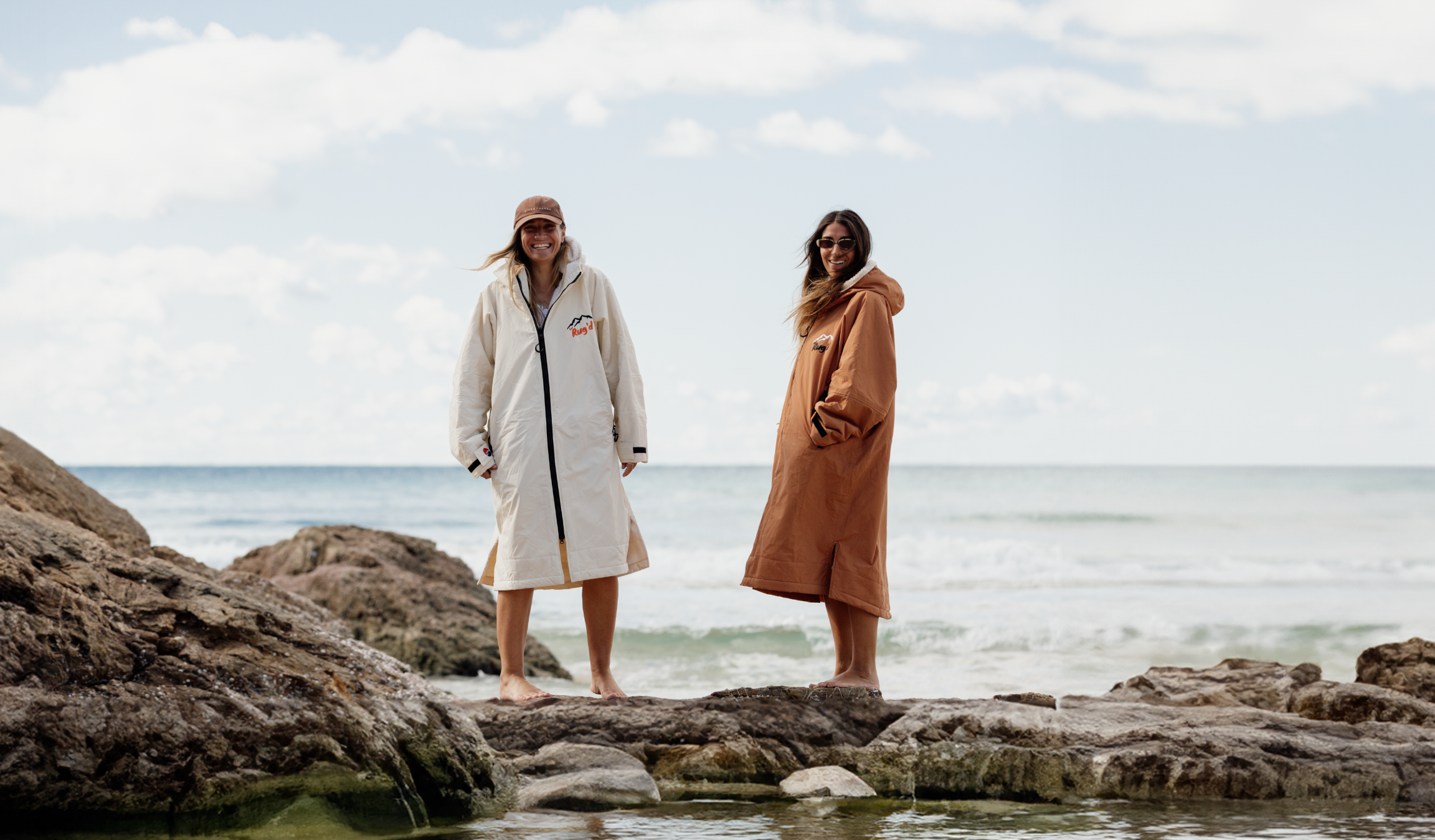 get rugd afterpay afterpayday sale 30% off sales stubcup outdoor waterproof windproof changing robe jacket camping winter surfing swimming drying warm